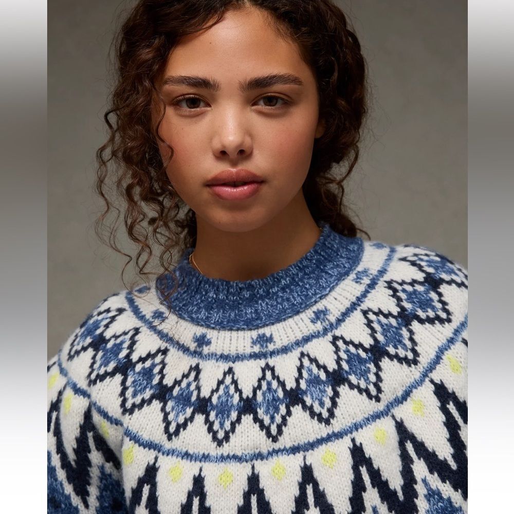 AE XL Blue White Multi Fair Isle Snow Stopper Knit Sweater - Picture 4 of 16